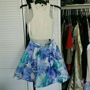 2 piece cropped top and skirt, Juniors